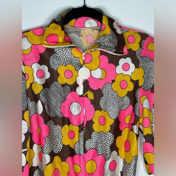 Beautiful neon floral bodysuit - Picture 3 of 4